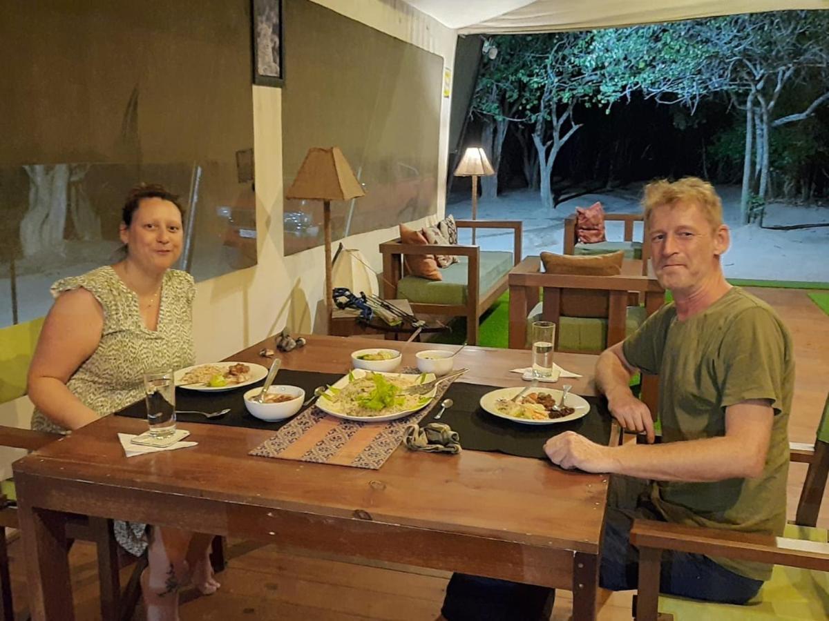 Yala Hotel Lion -Air Conditioned High Luxury Safari Camp Exterior photo