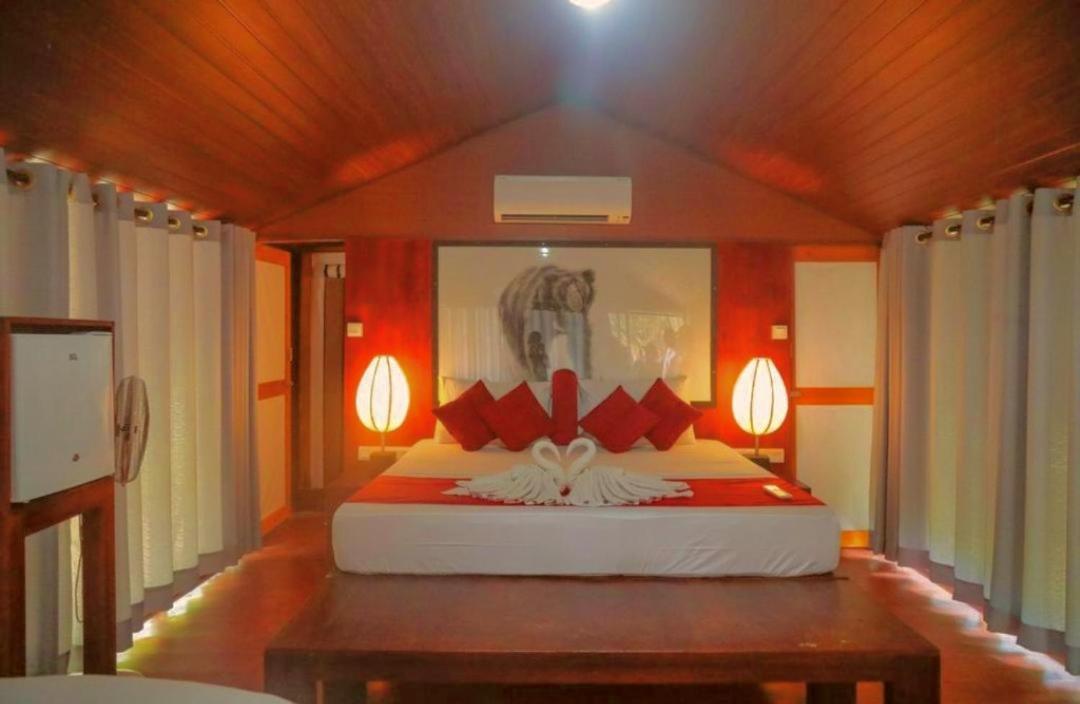 Yala Hotel Lion -Air Conditioned High Luxury Safari Camp Exterior photo
